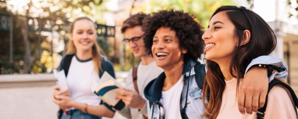 情窦大开：青春期别滥交！