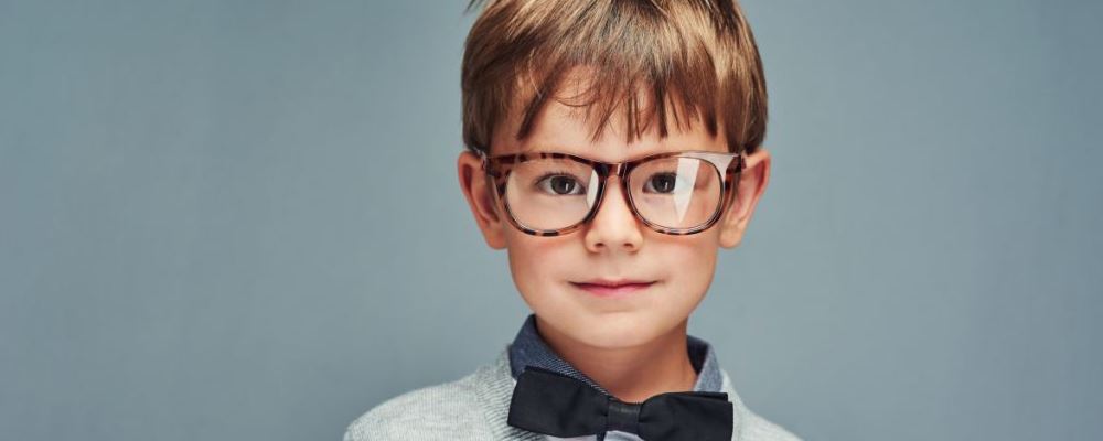 哪些日常行为会导致孩子性早熟？