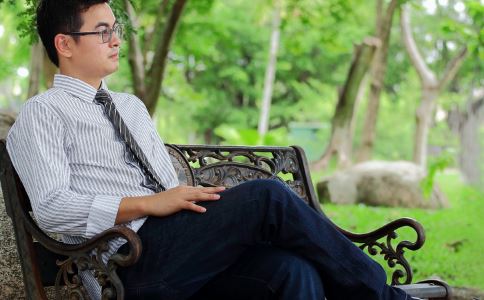 为什么晚上睡觉时会遗精？