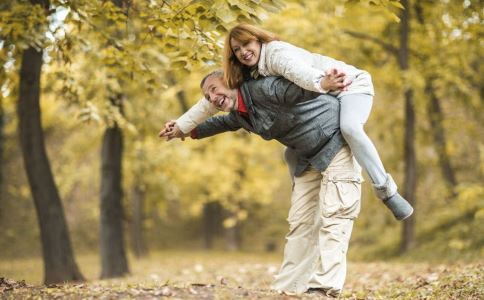 男人睡女人占便宜