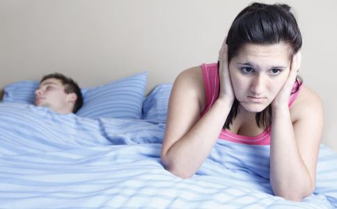 现代女人挑男人的5个怪异标准