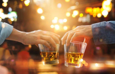 喝啤酒多久开车不会说是酒驾1