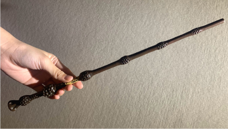 北京环球影城互动魔杖是充电的吗1