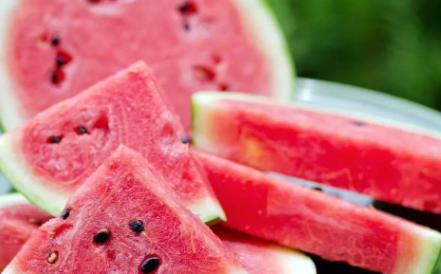 西瓜很红但不甜为什么3