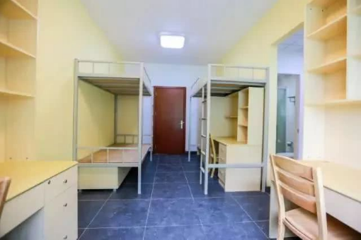 大学宿舍床品学校订购好还是自己买好带过去好3