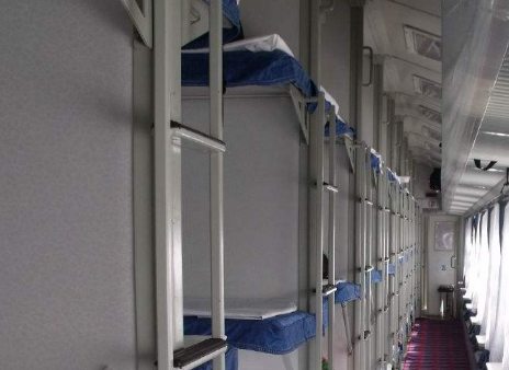 火车硬卧有2层的吗3