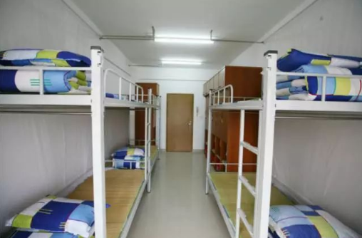 大学宿舍是按照专业分的吗1