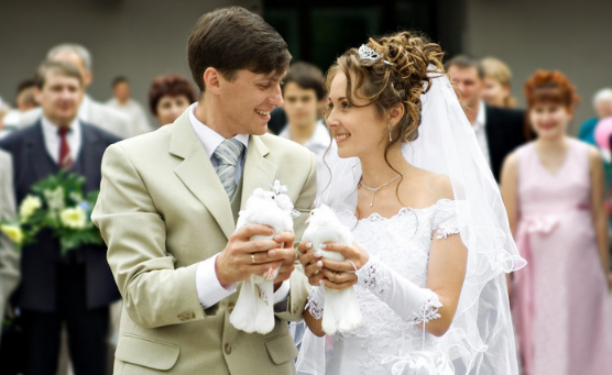 2023年8月几号适合结婚1