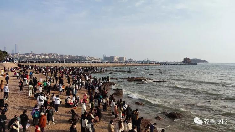 山东多个景区人气“爆棚”，导航“红到发紫”！过年的烟火气又回来了