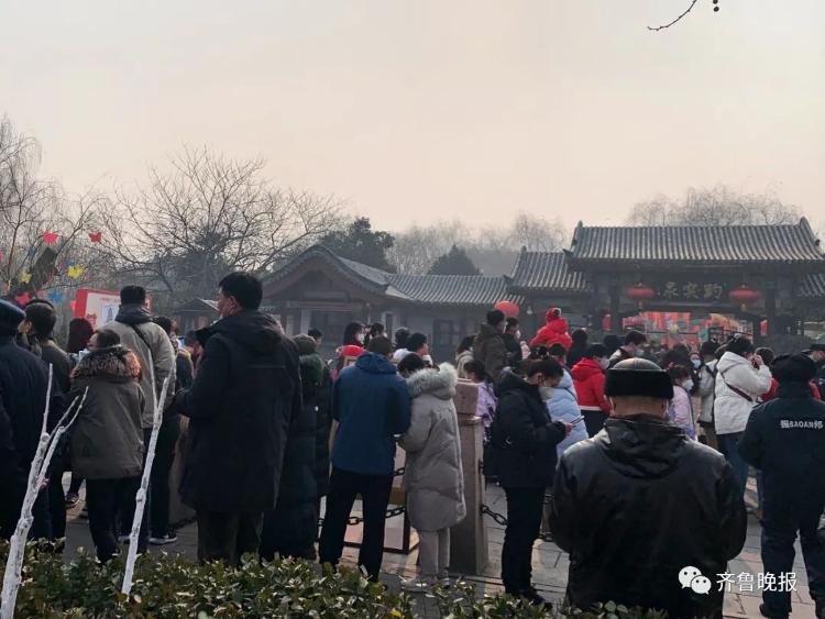 山东多个景区人气“爆棚”，导航“红到发紫”！过年的烟火气又回来了