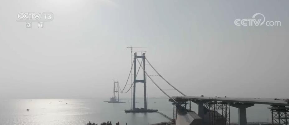 春节不“打烊” 一项项重大工程建设正酣