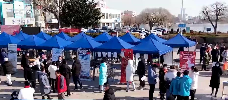 招聘会供需两旺 技术型人才成企业招聘重点