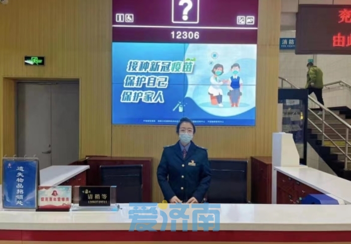 新春走基层｜铁路夫妻：车站两分钟的相会