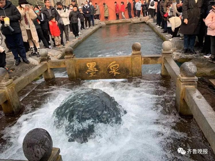 山东多个景区人气“爆棚”，导航“红到发紫”！过年的烟火气又回来了