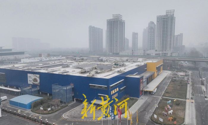 寒潮将至 泉城大雾已“就位”