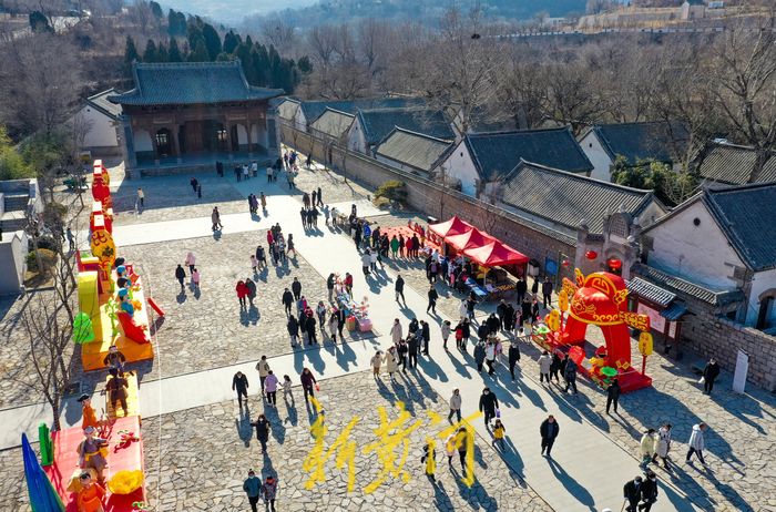 免门票景区游客如织，来古村落体验传统“年味”