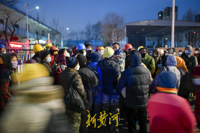 年前再寻点就业机会，济南这些务工人员或坚守到腊月二十八
