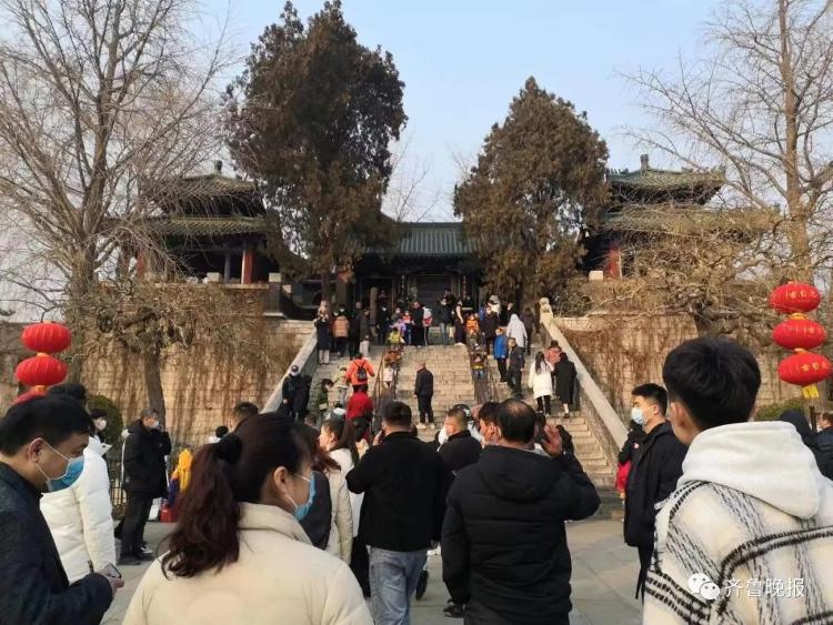 山东多个景区人气“爆棚”，导航“红到发紫”！过年的烟火气又回来了