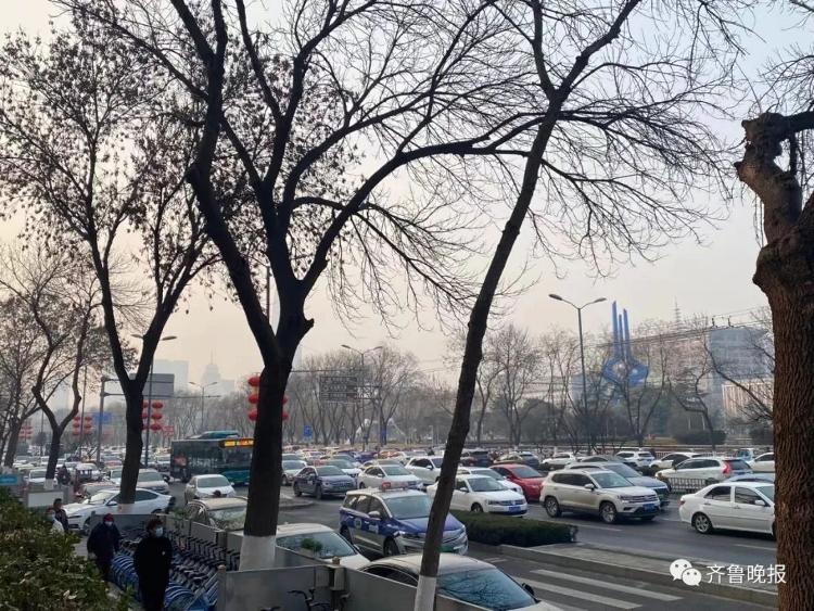 山东多个景区人气“爆棚”，导航“红到发紫”！过年的烟火气又回来了