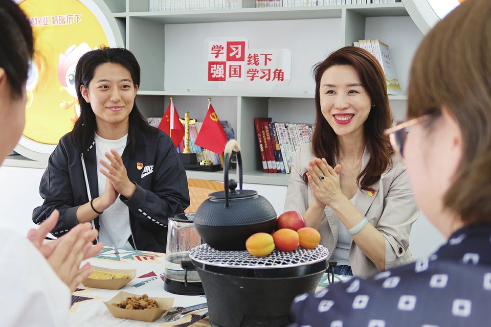 融媒·先锋丨党群服务走进写字楼，楼宇党建打造新高地—— 楼里有个楼委会