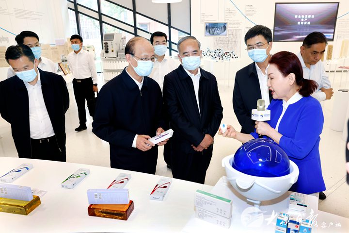 青海省党政代表团来山东考察 林武陈刚周乃翔吴晓军出席两省座谈会