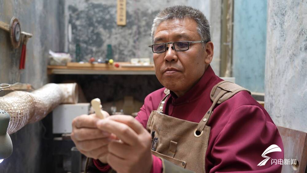 整理老玩具47款 文创玩具150余款！济南非遗传承人柳森林的“玩具人生”