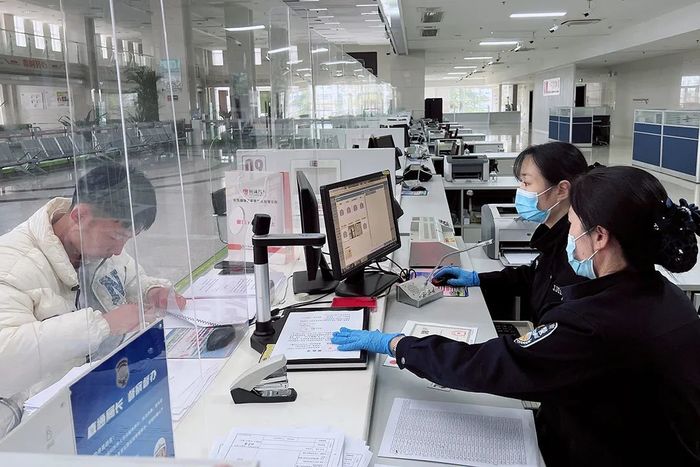 济南交警推进“车管五进”服务，打通服务最后一公里