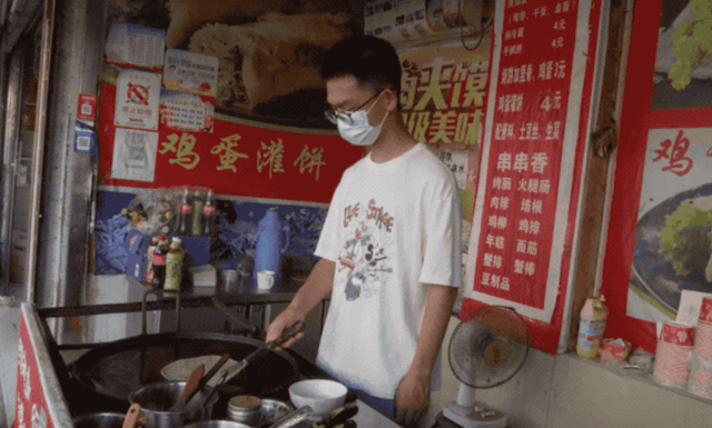 送儿子上北大店主曾被北大食堂挽留(图12)