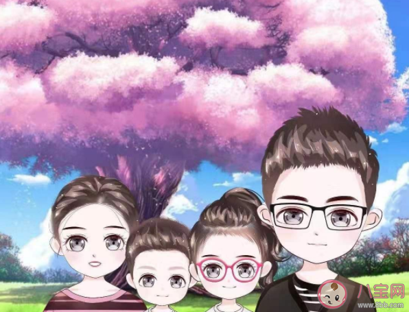 我们家从小到大没有仪式感,基本没有一家人在一起的照片,今年拍了一张